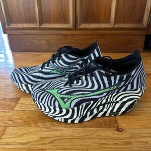 Mizuno Wave Rebellion Pro Beta ‘Black White’ size 12